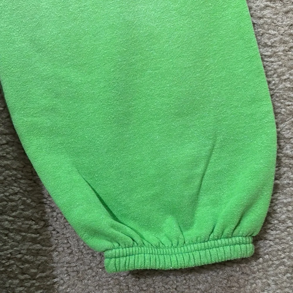 PINK Victoria’s Secret Green Crop Sweatpants - Size M - Picture 4 of 7